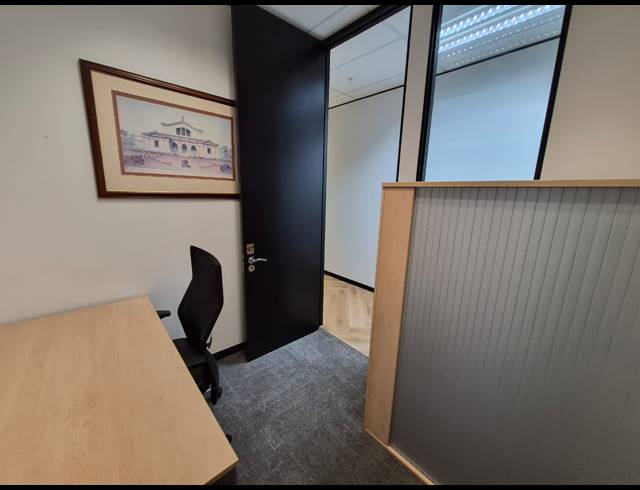 13M² OFFICE TO LET IN SANDTON CENTRAL